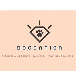 Dogcation Pet Hotel logo